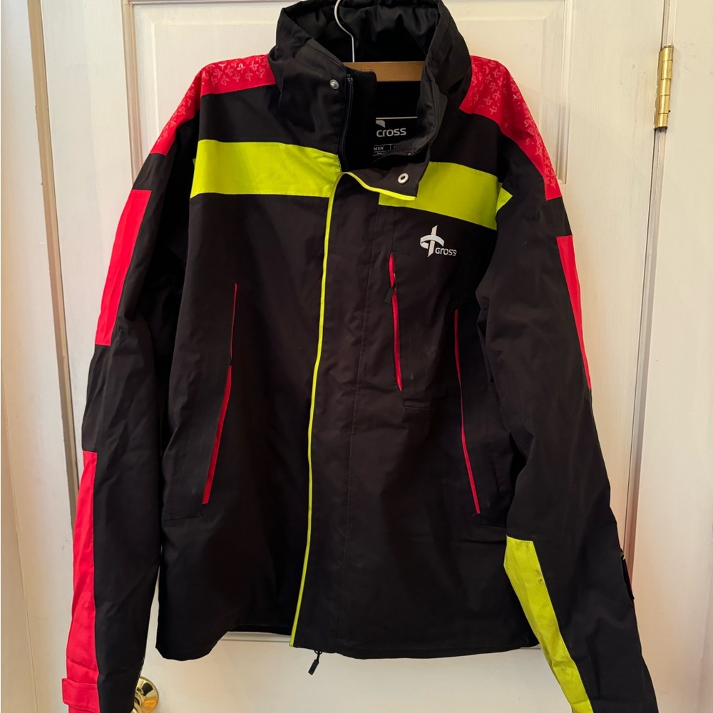 Cross brand men’s size large ski parka